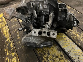 Škoda Octavia 2 manuální převodovka - 3