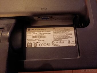Monitor LG - 3
