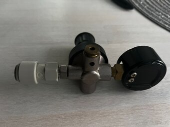Redukční ventil CO2 Micro 8 mm - 3