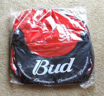 Koupím nafukovací helmu Budweiser - 3