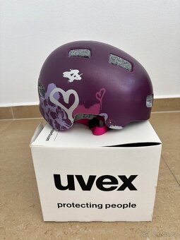 Dívčí cyklistická helma zn. UVEX, vel. 51-55 cm - 3