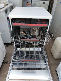 Prodám plně funkční myčku zn. AEG--60 cm --ZDARMA DOVEZU--- - 3