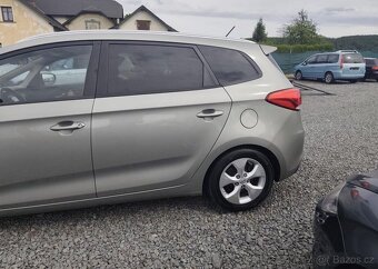Kia Carens 1.6 GDI Klima, Panorama benzín manuál 99 kw - 3