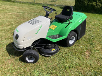 Zahradní traktor Viking - 3