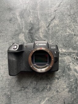 Canon eos RP + 50mm 1.8 + Sigma ART 35mm 1.4 - 3
