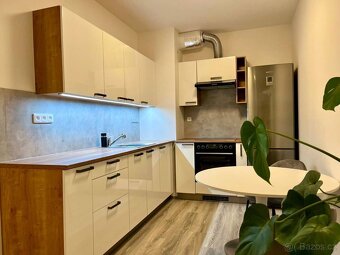 Pronájem bytu 2+kk • 48 m² , Oldřichovská, Praha - Ďáblice - 3