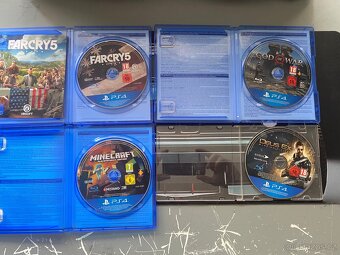 Hry na PS4 - 3