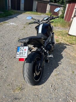 Yamaha MT09 - 3