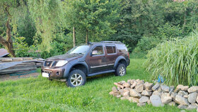Nissan Pathfinder 3.0 V6 automat 7míst TOP STAV 2010 - 3