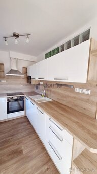 Pronájem bytu 3+kk/L, 72m², ul. Hennerova, Praha 5 - Motol, - 3