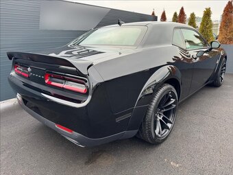 Dodge Challenger 6,4 V8 Scat Pack (2024) - 3