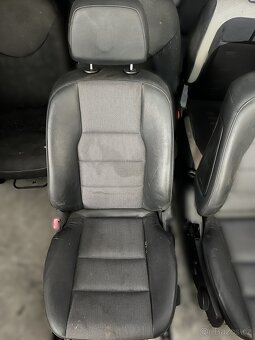 Autosedačky Mercedes C W204 - 3