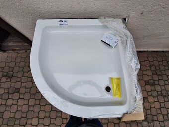 Čtvrtkruhová sprchová vanička 90x90x8,5 - 3