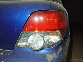 Zadní světla Subaru Impreza GG combi - 3