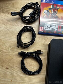 PlayStation 4. 500 GB - 3