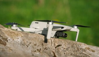 DRON DJI Mini 2 SE /ZÁRUKA 5.LET/KOUPEN PROSINEC 2024 - 3