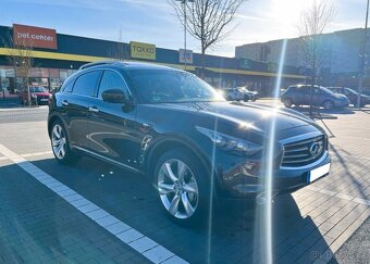 Infiniti FX50 QX70 - 3