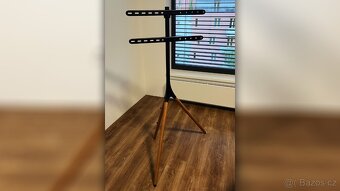 Držák (stojan) na TV 45"- 65" - 3