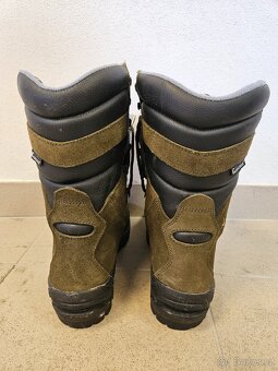 Boty - 3