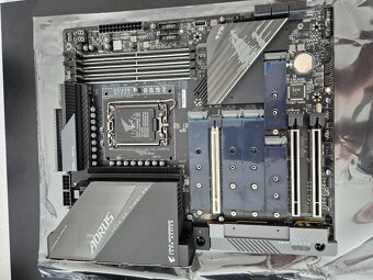 Gigabyte Z690 AORUS Master – kompletní originál balení - 3