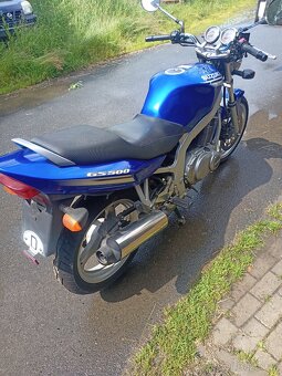 Suzuki gs500 - 3