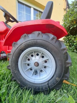 šlapací traktor - 3