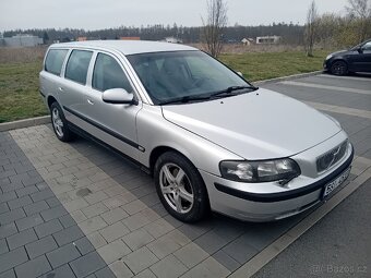 Volvo V70 2,5 D5 AWD - 3