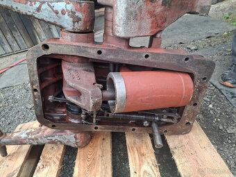 hydraulika zetor crystal - 3