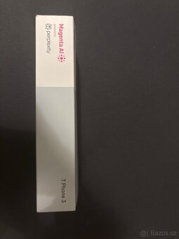 mobilní telefon - 3