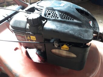 Motor Briggs Stratton sekačka - 3