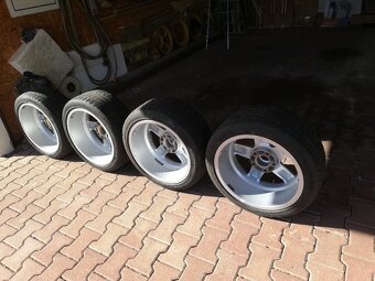 originál BMW kola R17 komletní letní pneu - 3