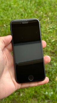 iPhone SE 2020 64gb (2nd Generation) - 3