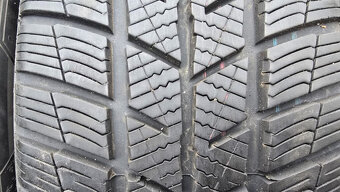 Zimní pneu 205/55/16 Barum - 3