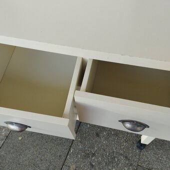 Kuchyňský stolek - 3