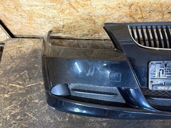 KOMPELTNÍ PŘEDNÍ NÁRAZNÍK BMW E90/91 PŘED.FACELIFT - 3