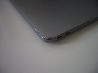 APPLE MACBOOK AIR - 3