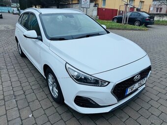 Hundai i30 Combi 1.6 crdi 85kw 1majitel - 3