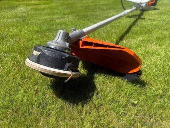Stihl křovinořez FS 240 s EM - 3