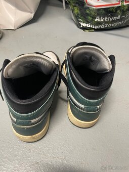 Jordan 1 - 3