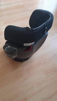 Prodám dvě dětské autosedačky: - 3