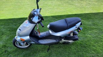 Aprilia SR 125 - 3