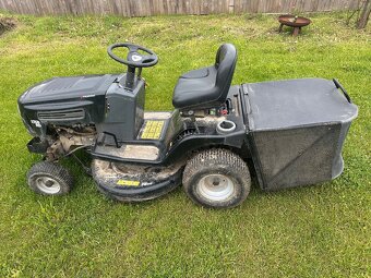 Zahradní Traktor Murray LT60RD - 3