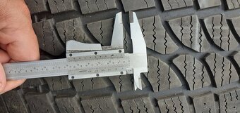 Sada 4x zimní pneu Riken 235/65 R16C s diskem - 3