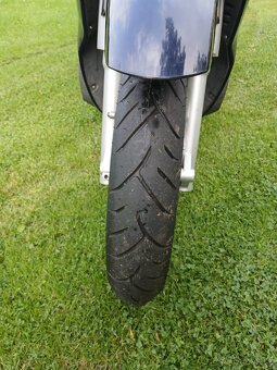 Skútr Aprilia 200 - 3