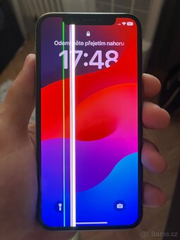 IPhone XS - prasklý displej - 3