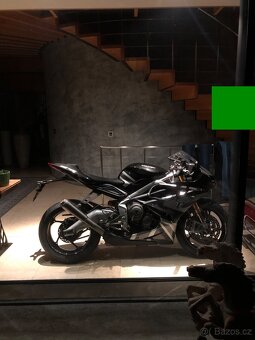 Triumph Daytona Moto2 765 Limited Edition – 31/765 - 3