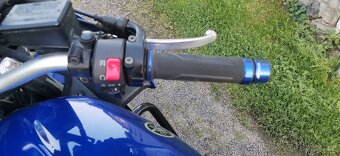 Yamaha fzs 600 - 3