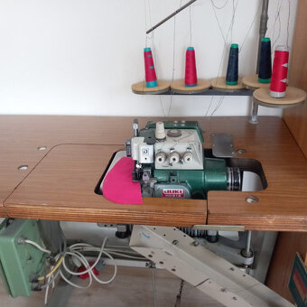 Overlock 5-nitný - 3