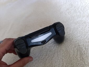 PS4 PlayStation 4 Sony Dualshock ovladač - 3
