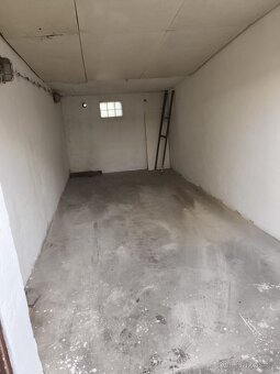 Pronájem garáže Jince - Zborovská 20m2 - 3